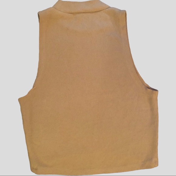 5 for $25 Forever 21 Mock Neck Crop Top Size S - Picture 2 of 5